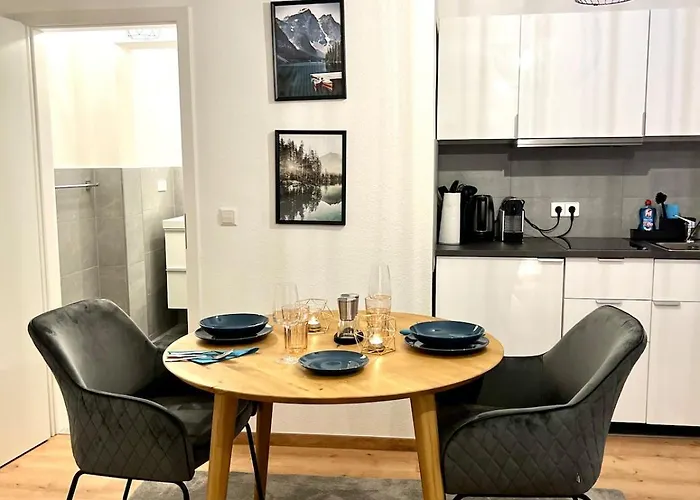 Apartment Stylish In Prime Location *